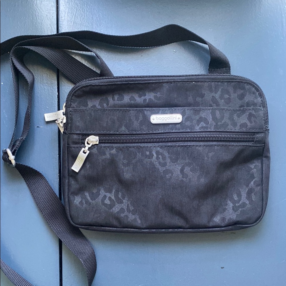 Baggallini Black Leopard Print Messenger Bag